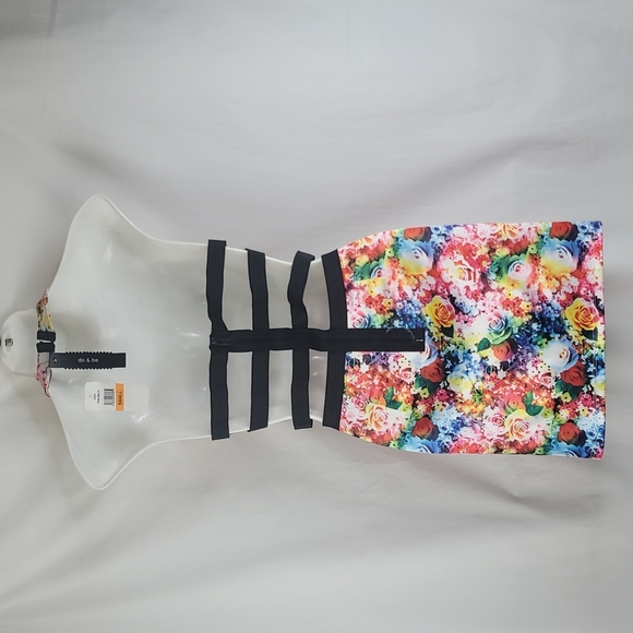 Do & Be cut out floral body hugging bodycon dress sz Small NWT - Picture 3 of 11